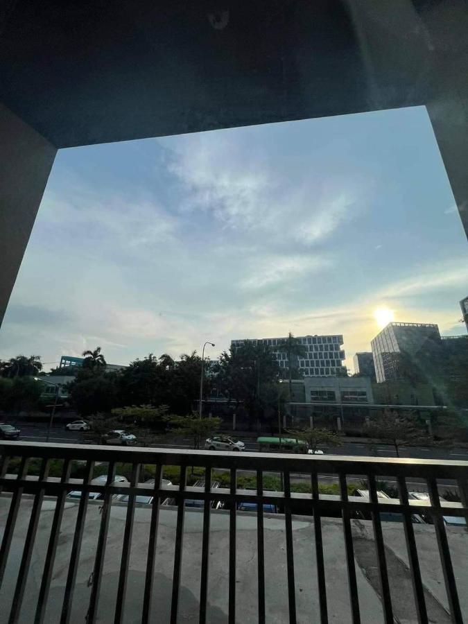 Shore Residences Tower D Manila Zewnętrze zdjęcie